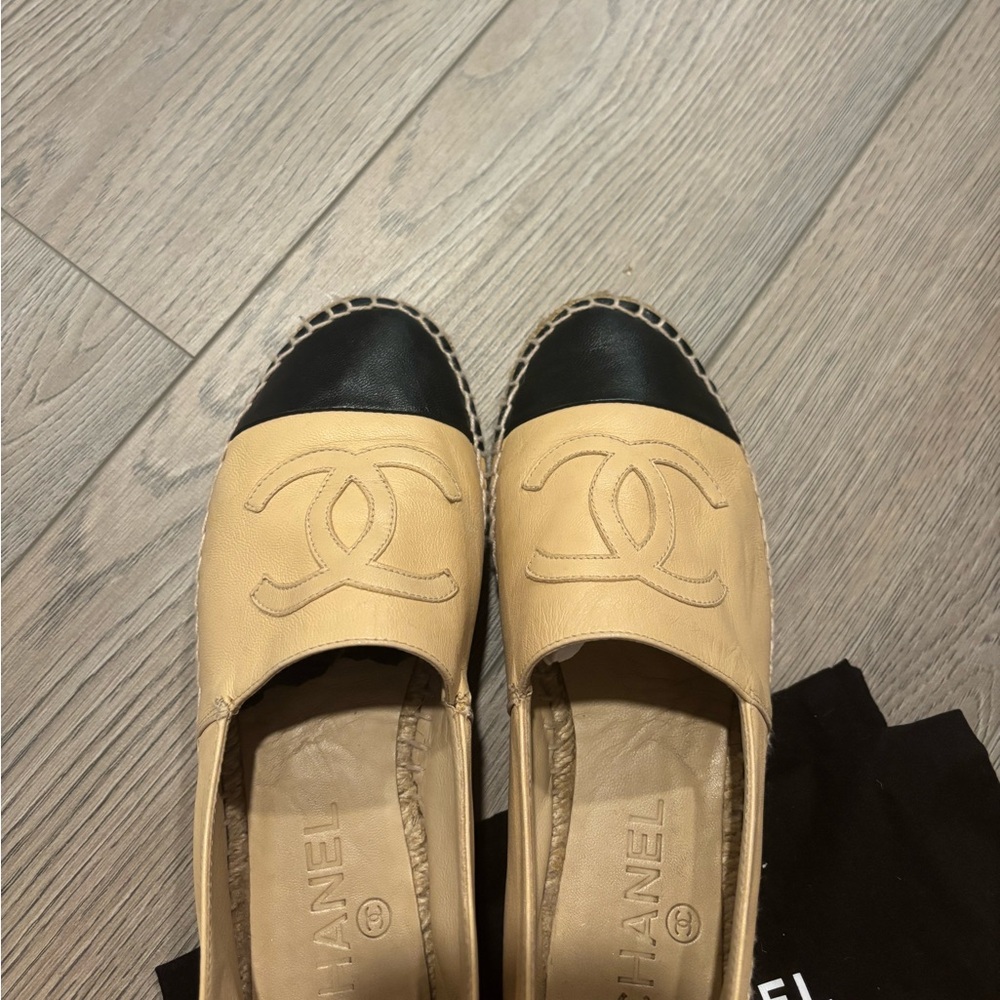 Chanel lambskin espadrilles size 35